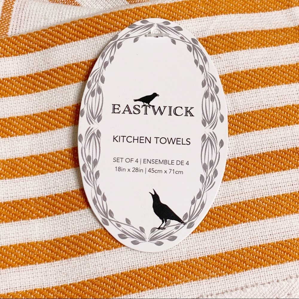 NWT🧙Set of 4 Hocus Pocus 🧹Kitchen Towels - Picture 4 of 9